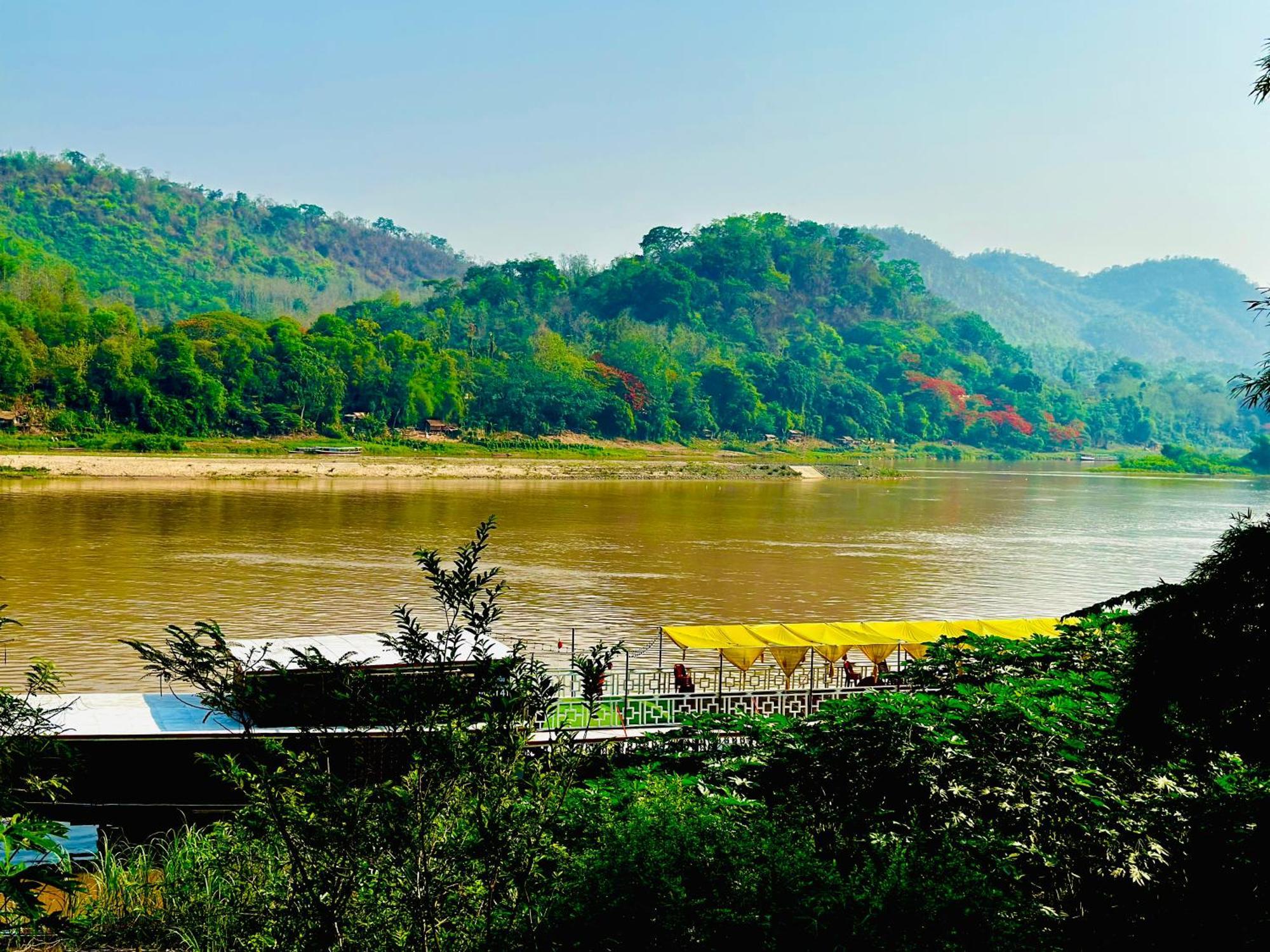 Villa Phonethip Mekong Riverside Luangprabang Kültér fotó